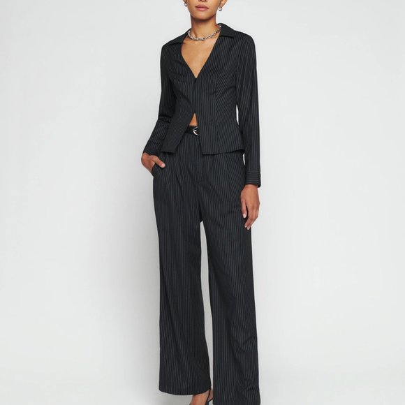 Reformation Bala Top Stripe Long Sleeve Collared Open Neckline Front Zip… - Picture 6 of 6